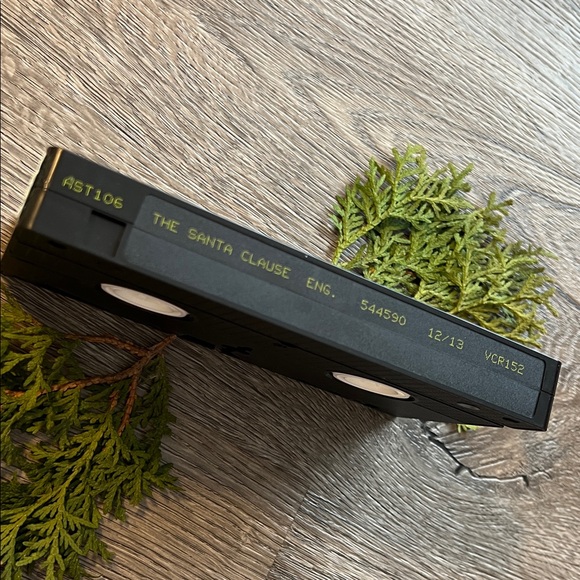 VINTAGE Christmas VHS The Santa Clause Disney with Tim Allen 1990’s Holidays - Picture 7 of 13